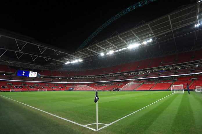 IMG 696x464 COVER MB v1 PA 40925853