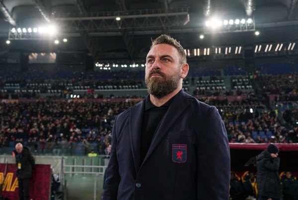 De Rossi allenatore Roma esultanza
