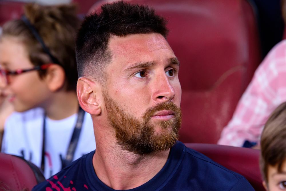Messi saluta l’Argentina: gol e due assist nell’addio 4 Messi saluta l’Argentina nell’ultima partita al Monumental di Buenos Aires.